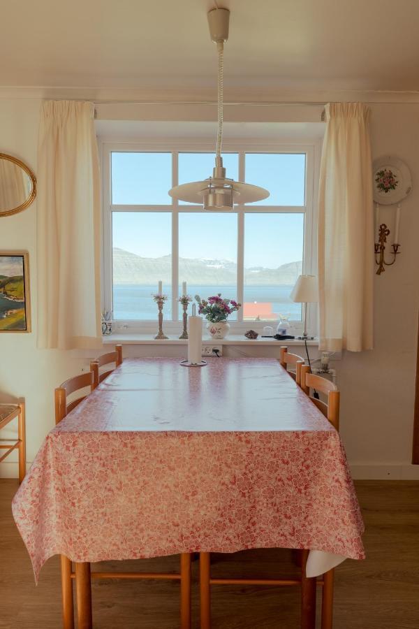 Lovely 4-Br House / Sea View / Nature Oyndarfjordur Eksteriør billede